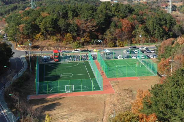 성안체육공원 족구장준공식 전경