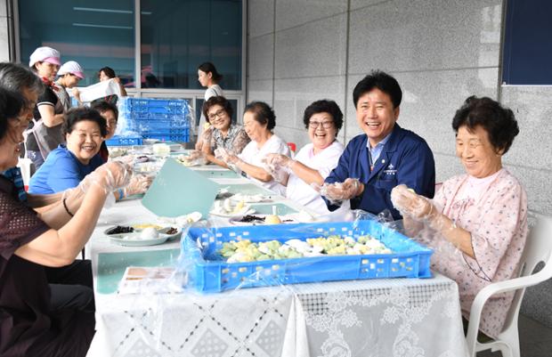 함월노인복지관 송편만들기 행사