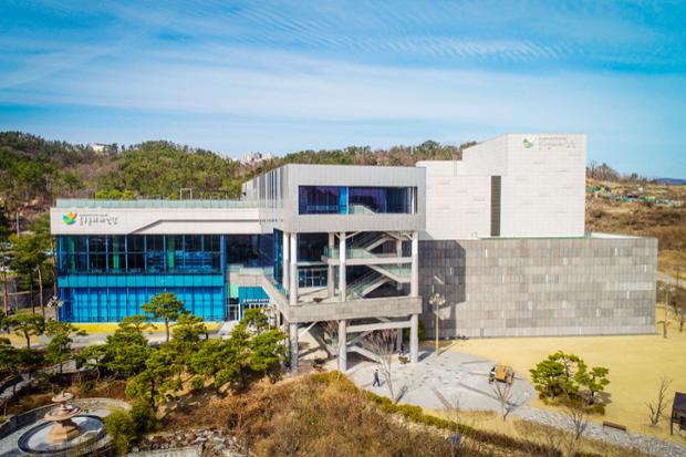 중구 문화의전당 겨울풍경전경