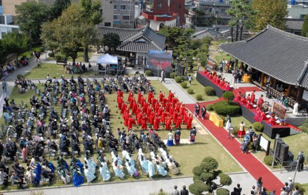 동헌 헌작례 전경