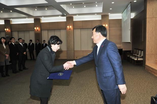 2016년도 상반기 정기인사 6급이하 임용장 교부 5