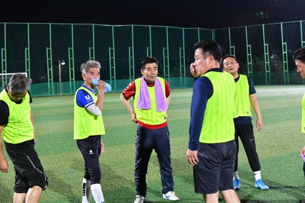울산신문카메라기자단 중구청의회(축구) 9