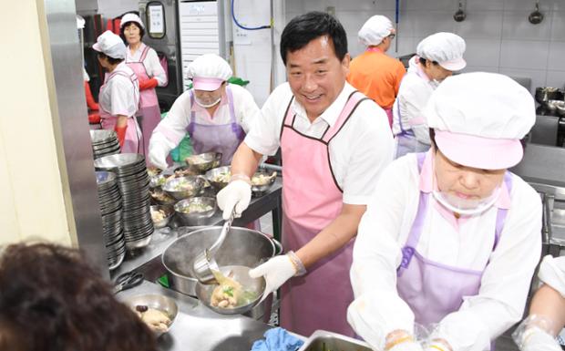 박성민청장삼계탕봉사