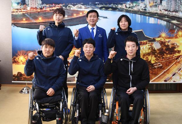 장애인배드민턴팀내방