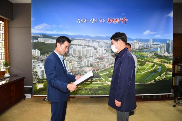 6.25참전유공자 화랑무공훈장 전수