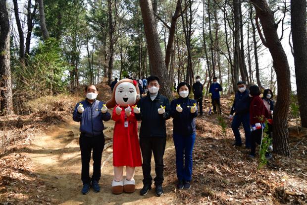 제77회 식목일 기념 나무심기_입화산