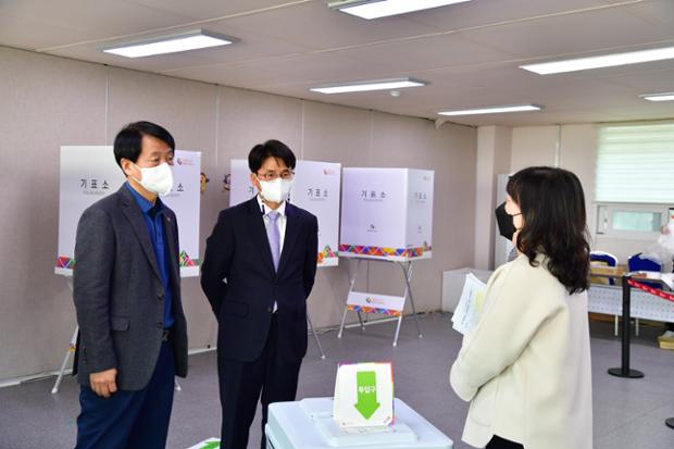 윤영찬 부구청장님_사전선거 점검