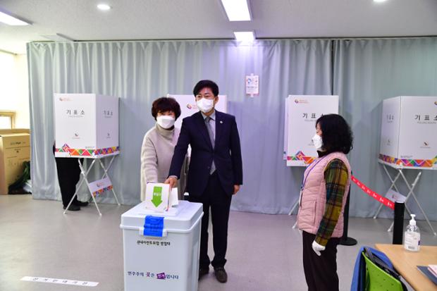제20대 대통령선거 사전투표_행정복지센터