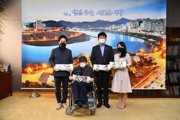 오색동백 회귀 30주년 기념CD전달식