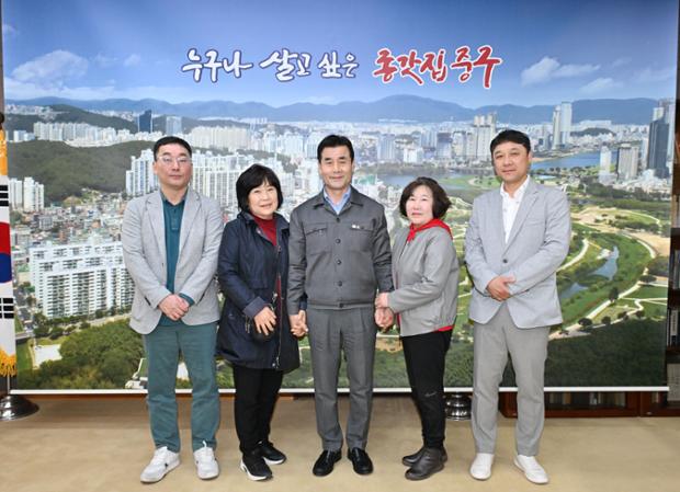 B-15 재개발 관련자 내방