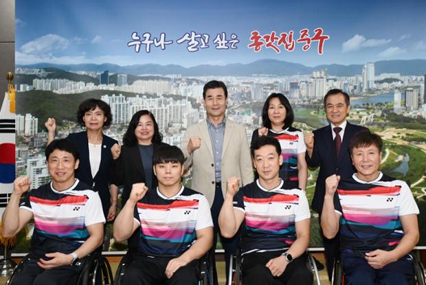 장애인배드민턴팀 국제대회 출전 격려
