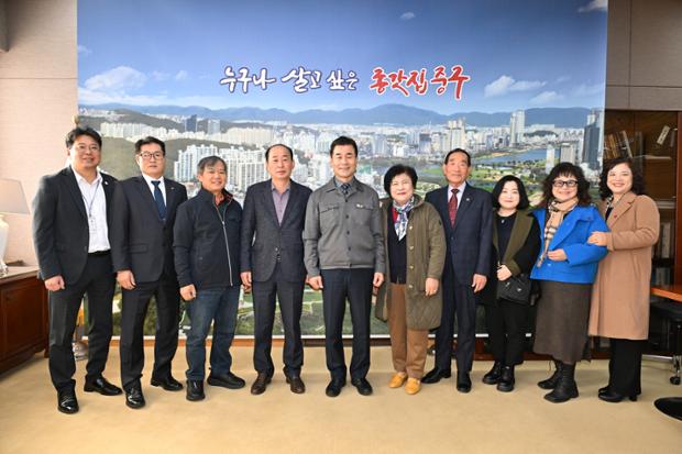 약사동 주민자치위원회 내방