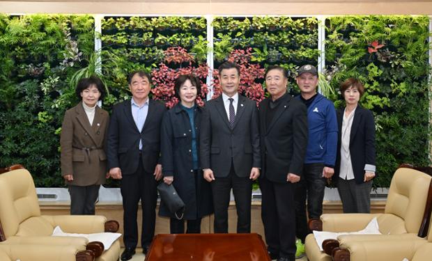 우정전통시장상인회 임원진 내방