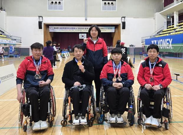 울산 중구청 직장운동경기부 장애인배드민턴팀, 은메달 1개 및 동메달 4개 획득