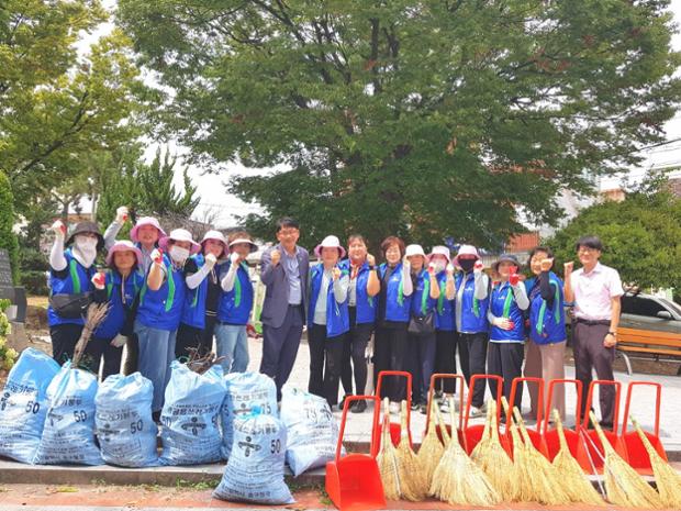 중울산금고 MG새마을금고봉사단, 구교공원 일대에서 환경정비 봉사활동 실시