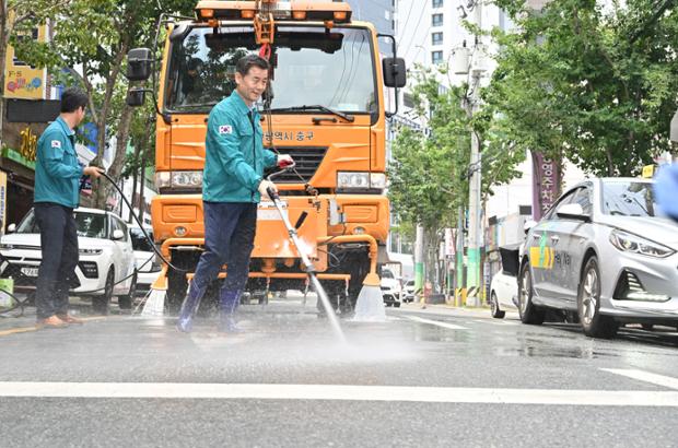 폭염대비 살수차 운영