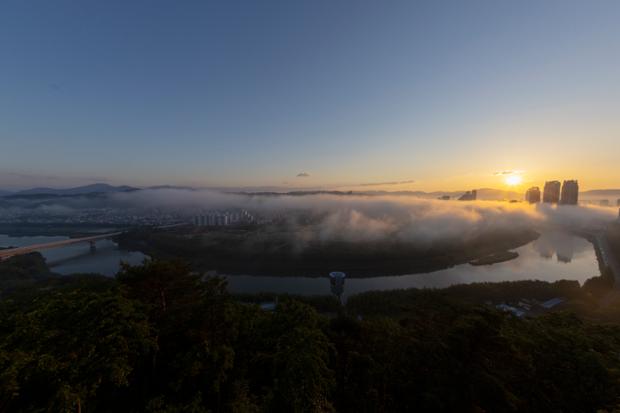 태화강 국가정원주변시가지일출