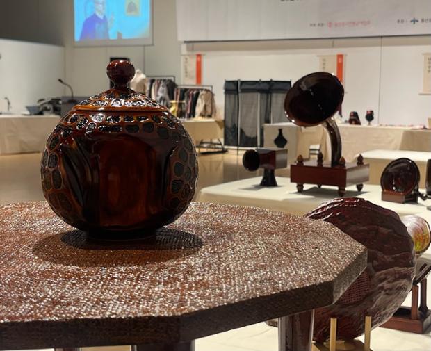 ‘해설과 함께 살펴보는 전통의 멋’…제8회 울산중구전통공예한마당 개막