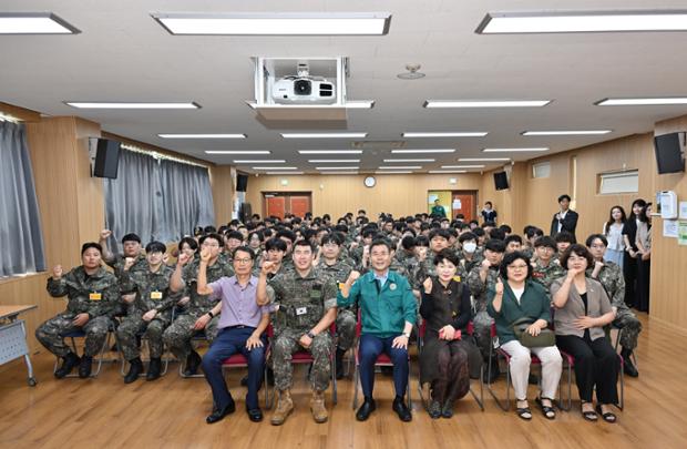 성안동 예비군동대 작계훈련 격려