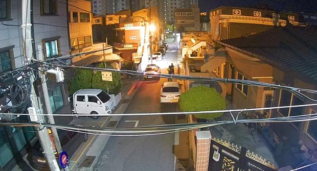 한밤중 차량 털이 시도…중구 CCTV통합관제센터에 적발