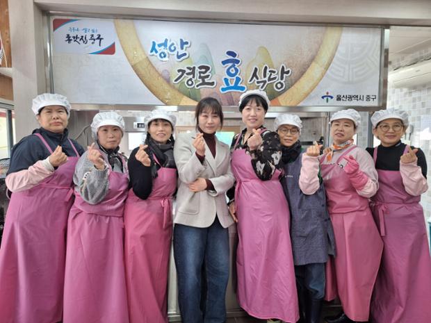 성안동 새마을부녀회, 성안경로식당에서 급식 봉사활동 실시