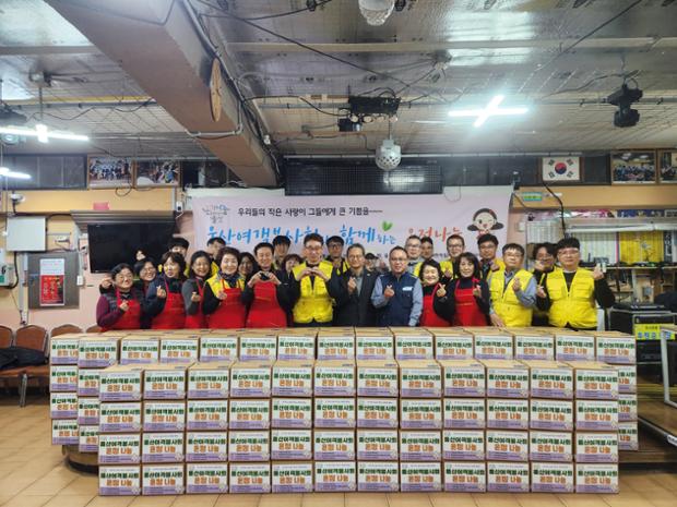 (사)울산중구자원봉사센터, 울산여객봉사회와 함께하는 김장 김치 나눔 전달식 개최