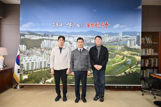 김영길 중구청장, 울산 소상공인연합회 청년위원회 임원진 환담