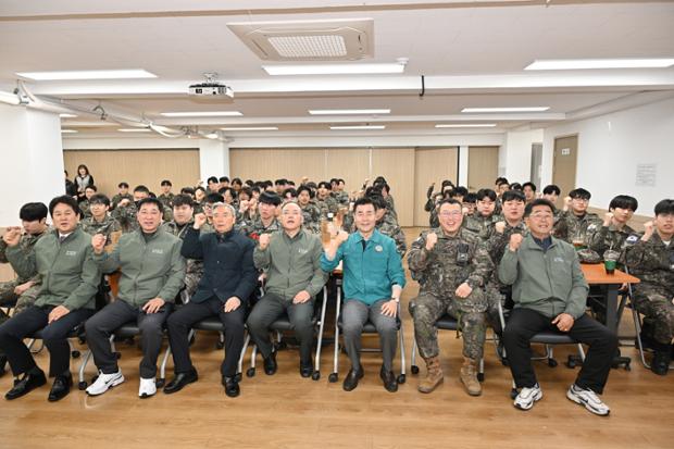 김영길 울산 중구 통합방위협의회 의장, 복산동 예비군동대 작계훈련 격려