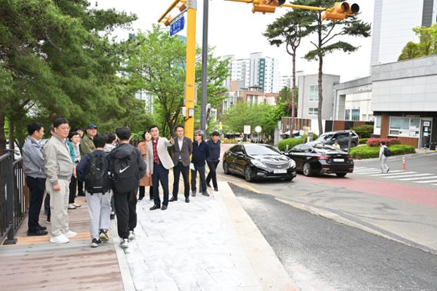 중구, 종가5길 우회전 차로 가개통…출퇴근길 교통체증 해소 기대 