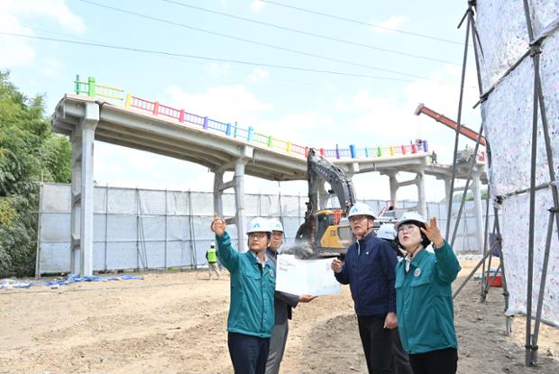 김상육 중구 부구청장, 구 삼호교 손상 부위 철거 공사 현장 점검
