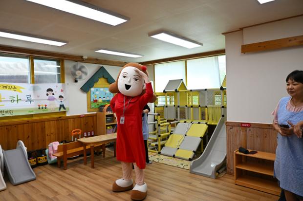 울산큰애기 찾아가는 봉사활동 - 인애어린이집에서