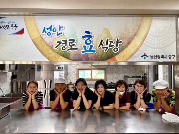 성안동 지역사회보장협의체, 성안경로식당에서 급식 봉사활동 실시