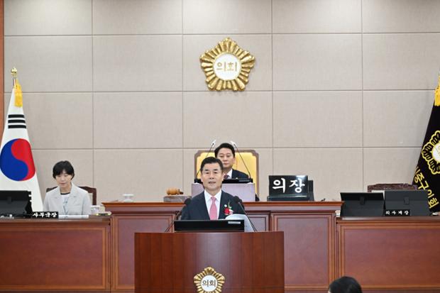 김영길 중구청장, 제9대 울산광역시 중구의회 개원식 참석