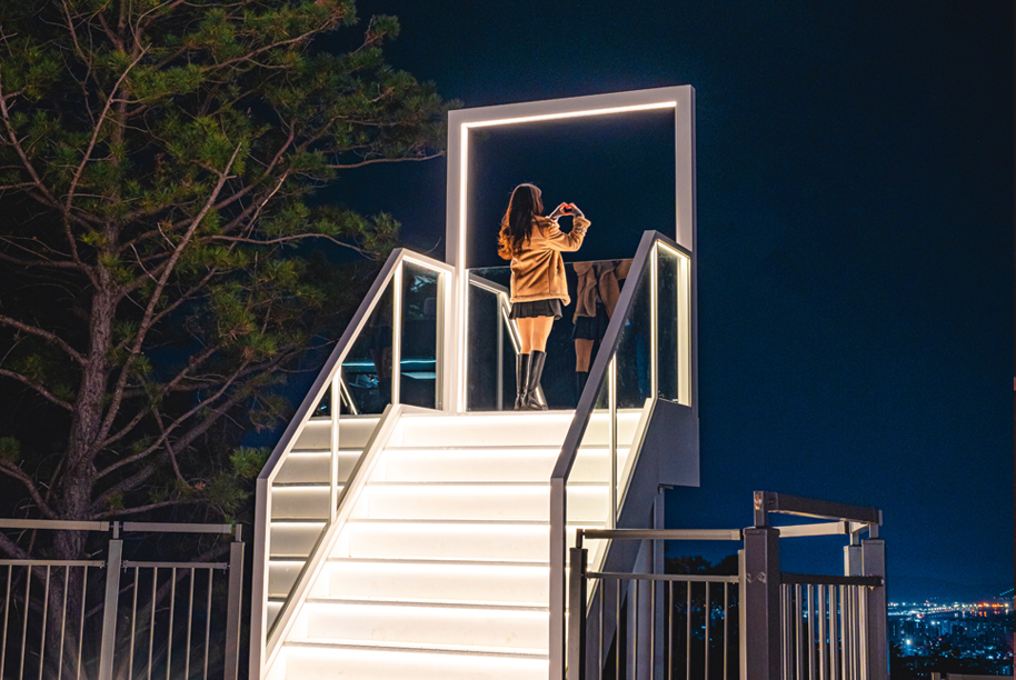 성안동 달빛누리길 야경메인 이미지