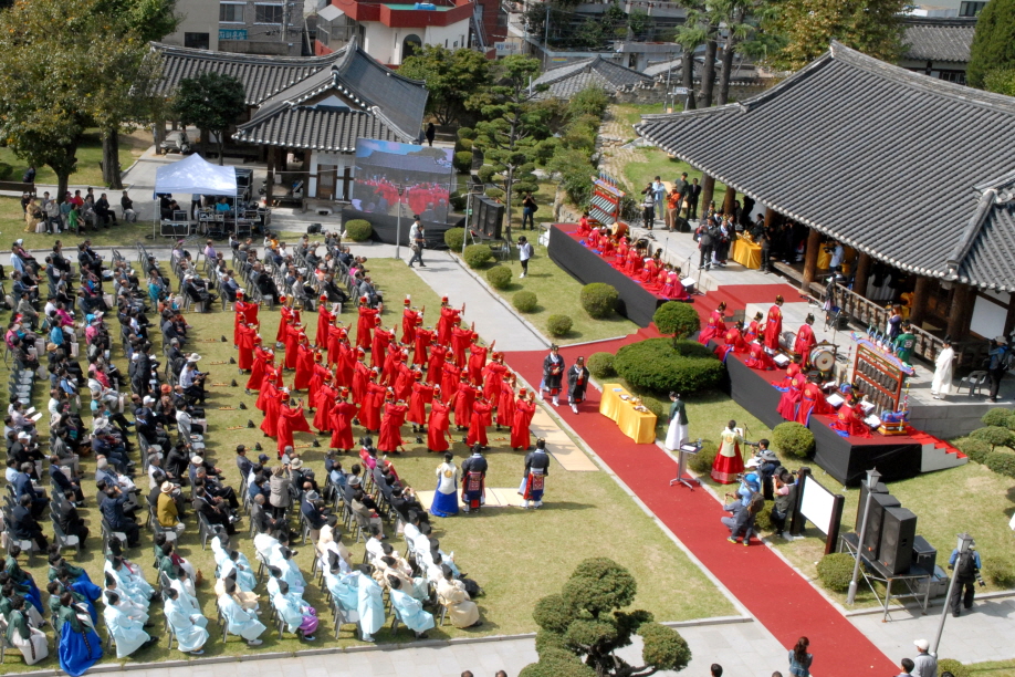 울산동헌과 문화의거리메인 이미지