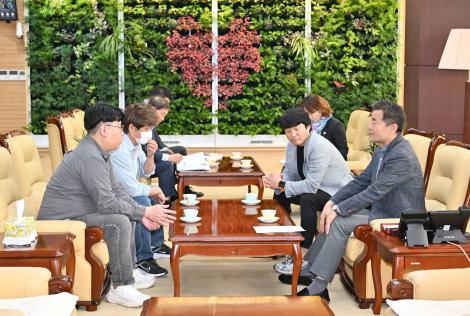 학성동 청년회 내방 이미지