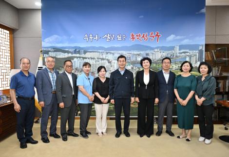 사)시니어벤처협회 울산지회 임원진 내방 이미지