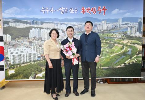 중부의용소방대장 내방 이미지