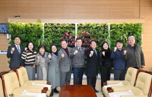 복산동 2기 주민자치위원회 임원진 및 신임 위원 구청장님 내방 이미지