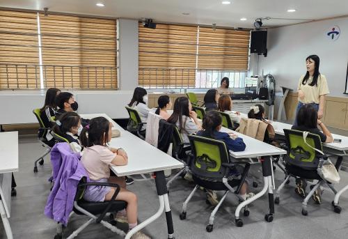 성남청소년센터-울산칸탄테, 청소년 대상 ‘이예 선생 생애 이해 및 뮤지컬 제작’ 첫 수업 ..