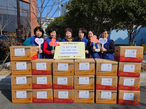 다운동 지역사회보장협의체, 저소득 어르신 위한 명절 음식 꾸러미 20개 전달