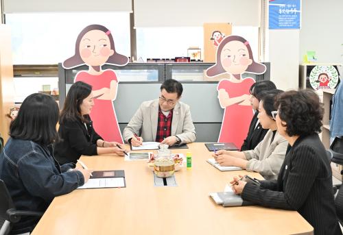 중구, ‘찾아가는 대면결재’ 진행